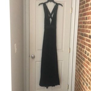 Dark Emerald Velvet Dress with Crossed Back Detail - size US 4